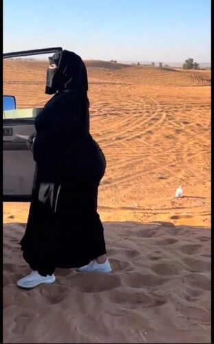 صور ساخنة لزوجة خليجية عليها جسم فاجر و طيزها الجذاب