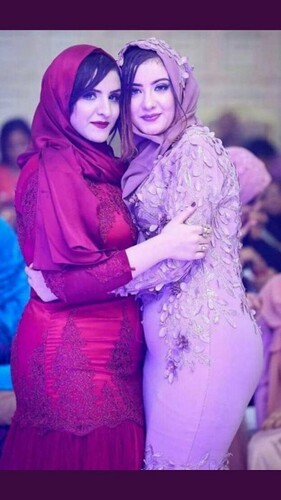 صور رومنسية لكوبلز سحاقي عربي